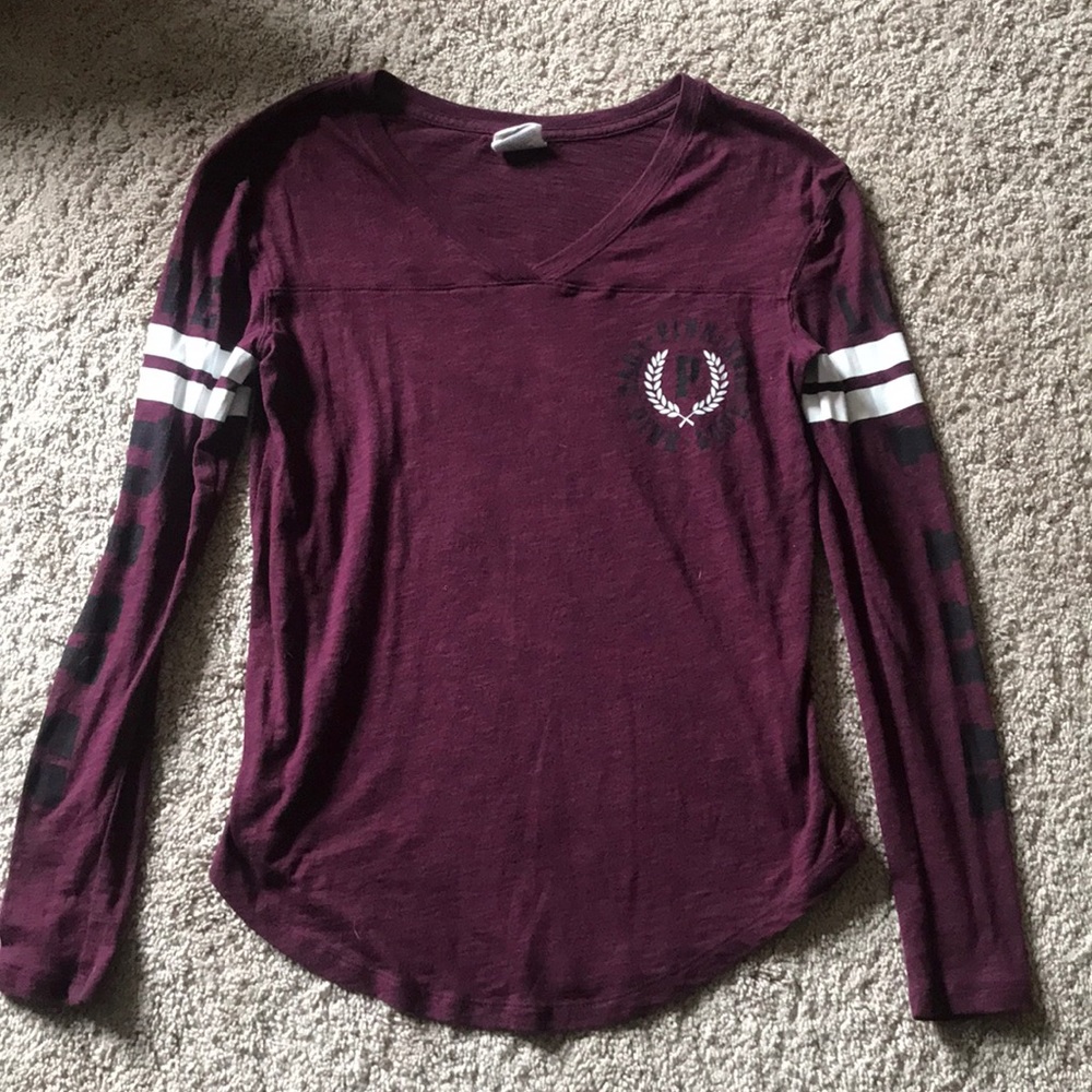 Long sleeve maroon T-shirt